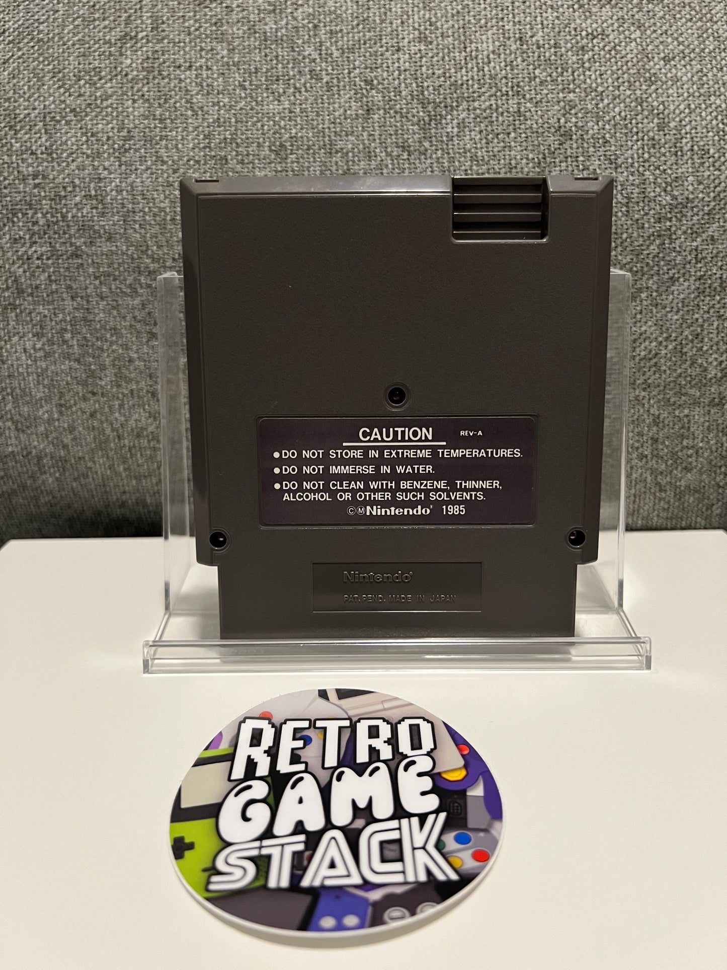 Metroid Grey Label with Manual (NES)